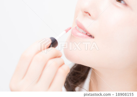 Lip gloss female 18908155