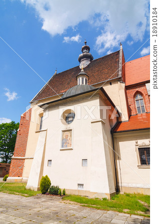 catholic church 18910184