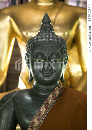 black stone buddha 18911244