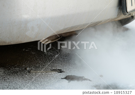 smoke car pipe exhaust in freezing weather smoke car pipe exhaust in freezing weather 18915327