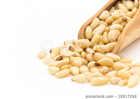 Pine nuts: Pine nuts 18917268