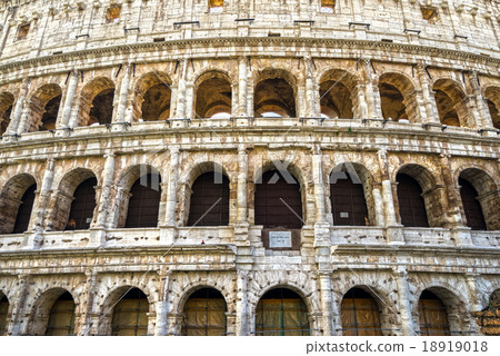 Rome, Coliseum. Italy. 18919018