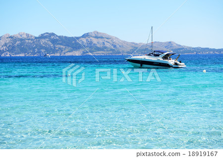 The motor yacht near beach, Mallorca, Spain 18919167