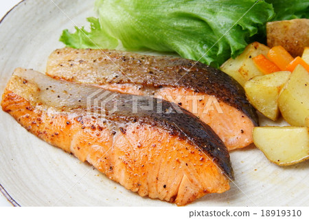 烤三文魚 18919310