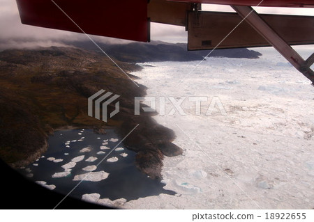 Greenland Icefjord 18922655