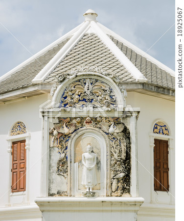 Ancient Thai sculpture 18925067
