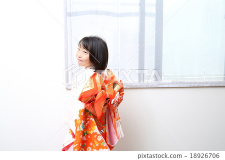 Girls wearing kimonos 18926706