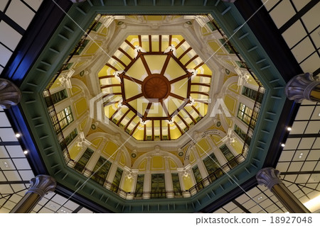 Tokyo Station Marunouchi South Exit Ceiling (sideways) Tokyo Station Marunouchi South Exit Ceiling (sideways) 18927048