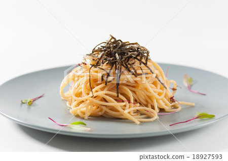 Pasta in Japanese style 18927593