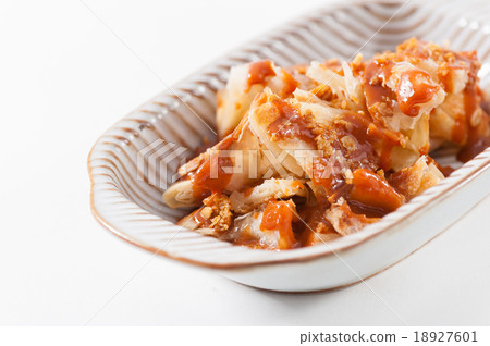 Roti with Thai tea sauce Roti with Thai tea sauce 18927601