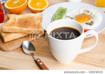 Morning coffee and Healthy breakfast Morning coffee and Healthy breakfast 18929828
