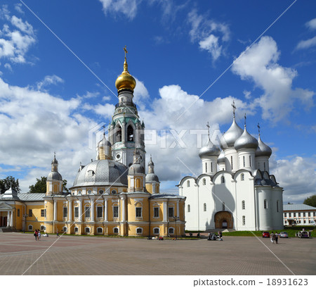 Main square of Vologda city 18931623