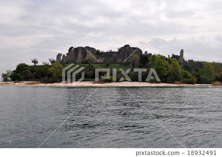 Grottoes of Catullus, Sirmione, Lombardy, Italy Grottoes of Catullus, Sirmione, Lombardy, Italy 18932491