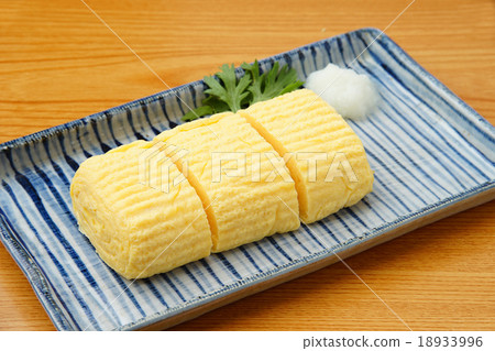 Rolled omelette 18933996