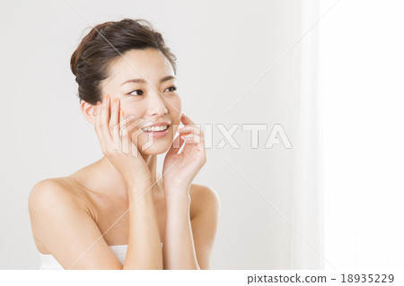 Beauty Image Young lady 18935229