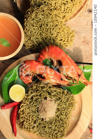 Dried instant noodles Dried instant noodles 18942140