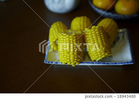 美味的玉米 美味的玉米 18943480