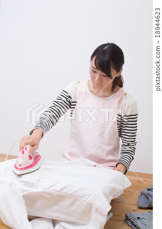 A girl who irons A girl who irons 18944623