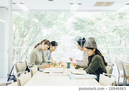 University student in cafeteria University student in cafeteria 18946863