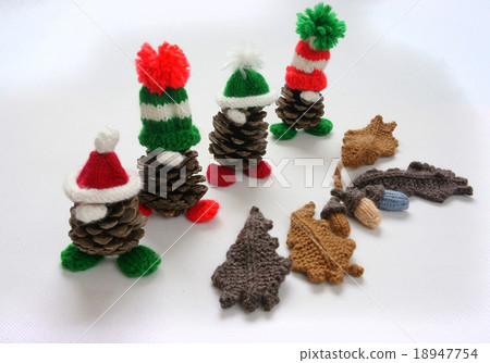 Christmas pine gnome, Xmas pinecone, gift 18947754