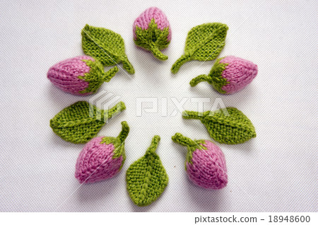 Handmade product,  knitting ornament, Christmas 18948600