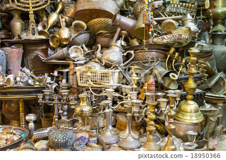 Souvenirs shop in Arab quarter . Souvenirs shop in Arab quarter . 18950366
