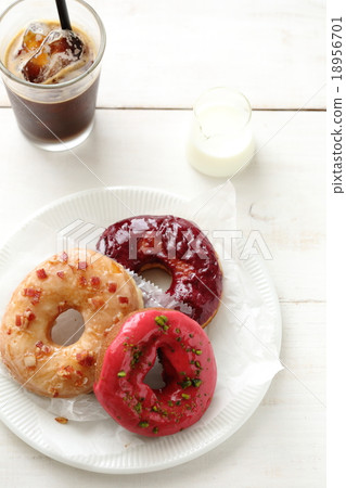Donut cafe Donut cafe 18956701