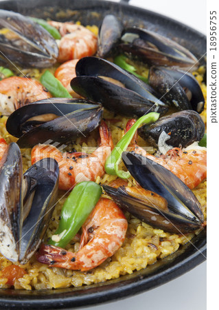 paella  18956755