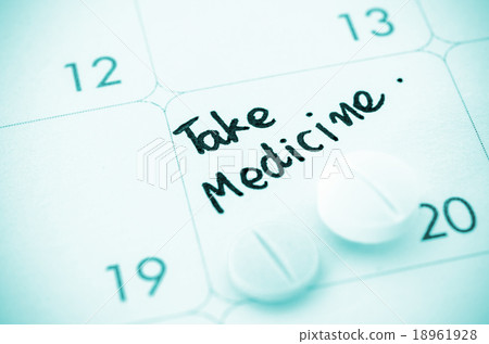 Reminder take medicine on calendar. 18961928