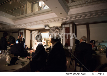 領先的外觀場景 18962941