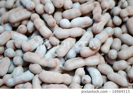 fresh tamarind fruit. 18984515