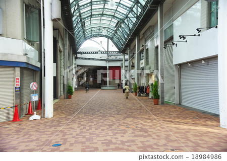 Regional City and Shutter Street 18984986