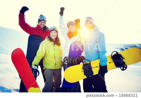 Snowboarders Extreme Skiing Friends Winter Concept Snowboarders Extreme Skiing Friends Winter Concept 18988321