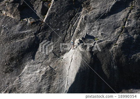 攀岩優勝美地國家公園登山者 18990354