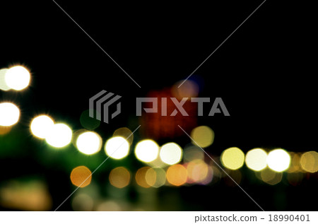 City light in selective focus. City light in selective focus. 18990401
