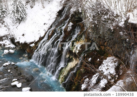 White beard waterfall in Biei town, Shirogane hot spring (December / winter 2015) 18990438