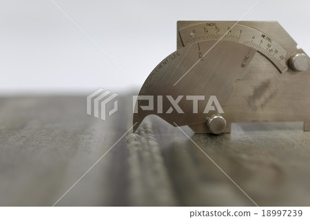 Weldment inspection by welding gage 18997239