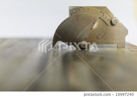 Weldment inspection by welding gage 18997240