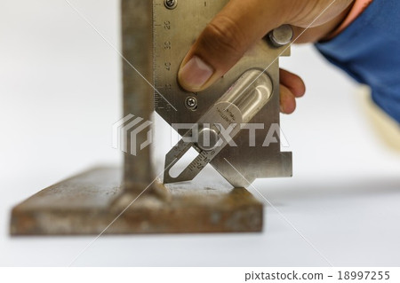 Weldment inspection by welding gage 18997255