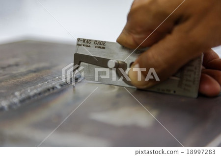 Weldment inspection by welding gage 18997283