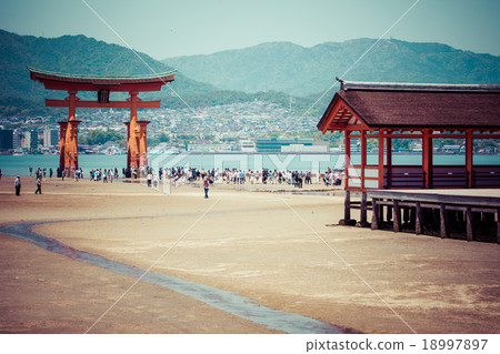Miyajima, Famous big Shinto torii Miyajima, Famous big Shinto torii 18997897