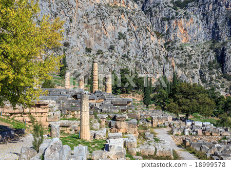 ruins of Apollo temple in Ancient Delphi 18999578