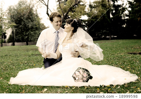 wedding 18999598