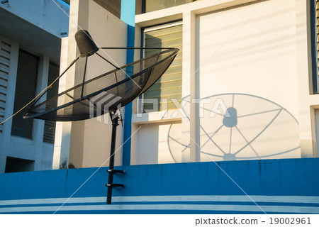 Satellite dishes 19002961