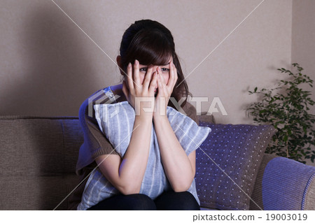 TV movie DVD watching woman's face TV movie DVD watching woman's face 19003019