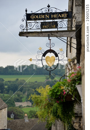 科茨沃爾德-36 19005255