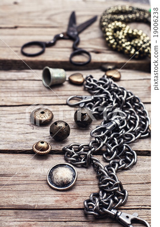 Jewelry and chain Jewelry and chain 19006238