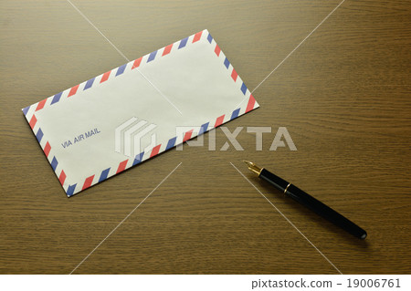 Letter (fountain pen) 19006761