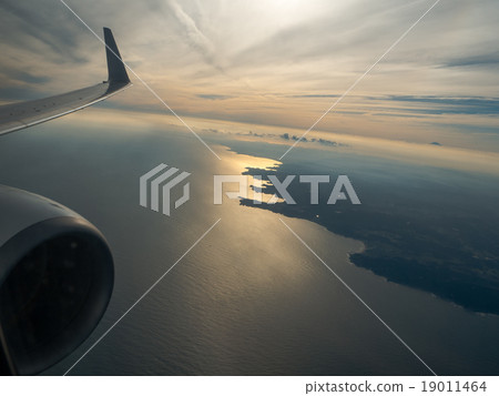 Landing Landing 19011464