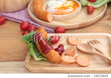 Breakfast with eggs, sausage, salad vegetables Breakfast with eggs, sausage, salad vegetables 19014685